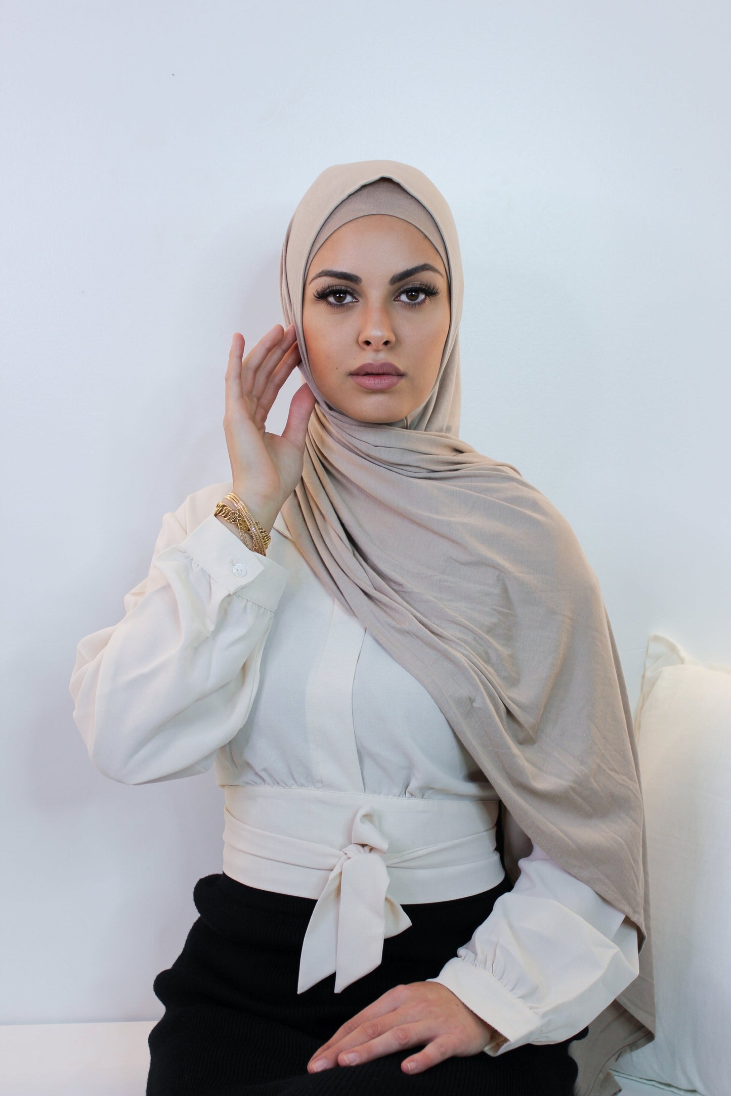 Beige hijab