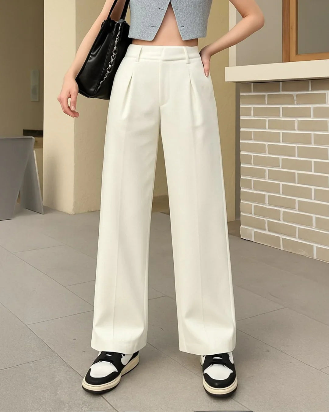 Mid-Rise Straight-Leg Trousers for a Classic, Flattering Silhouette